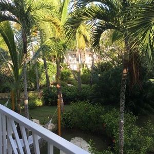 Meet your Posher, Todd